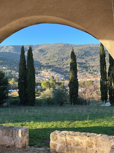 Superb Atypical Loft In Provence