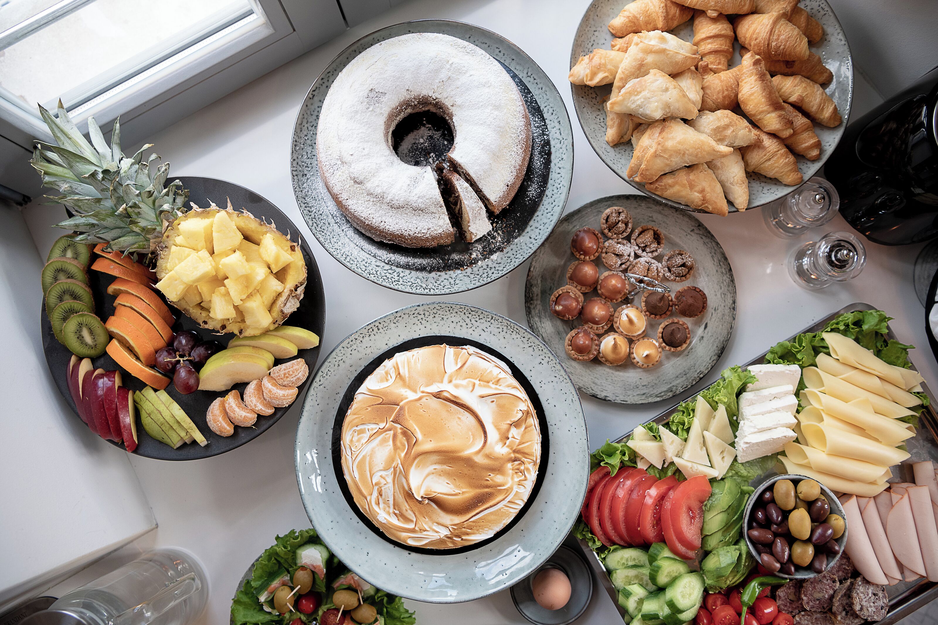 Breakfast buffet