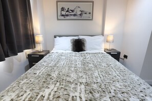 1 habitación, decoración personalizada y muebles diferentes