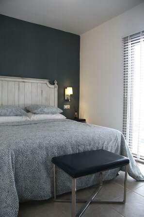 3 slaapkamers, een kluis op de kamer, een strijkplank/strijkijzer