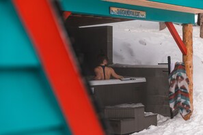 Bain à remous extérieur