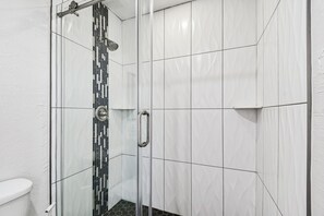 Badewanne, Toilettenpapier