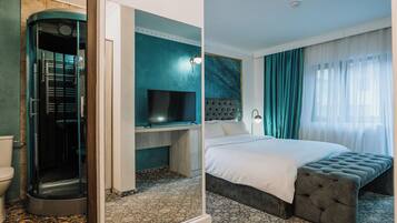 Superior Double Room, Mountain View | Free WiFi, bed sheets