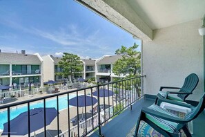 Property grounds - Ocean Block! Heated Pool! Resort Style Living, Updated, Best Location (ship botton)