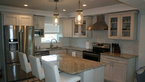 Unclassified image, 2 of 33, button - Sand Dollar South - Spectacular View From Beachfront 2 Bedroom (Fort Myers Beach)