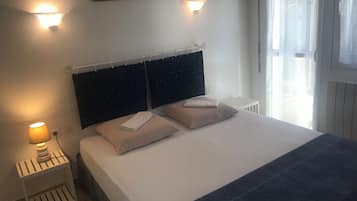 2 bedrooms, iron/ironing board, travel crib, free WiFi