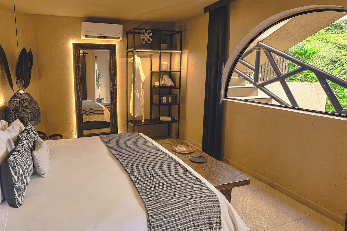 Superior Villa | 1 bedroom, in-room safe, individually furnished, laptop workspace