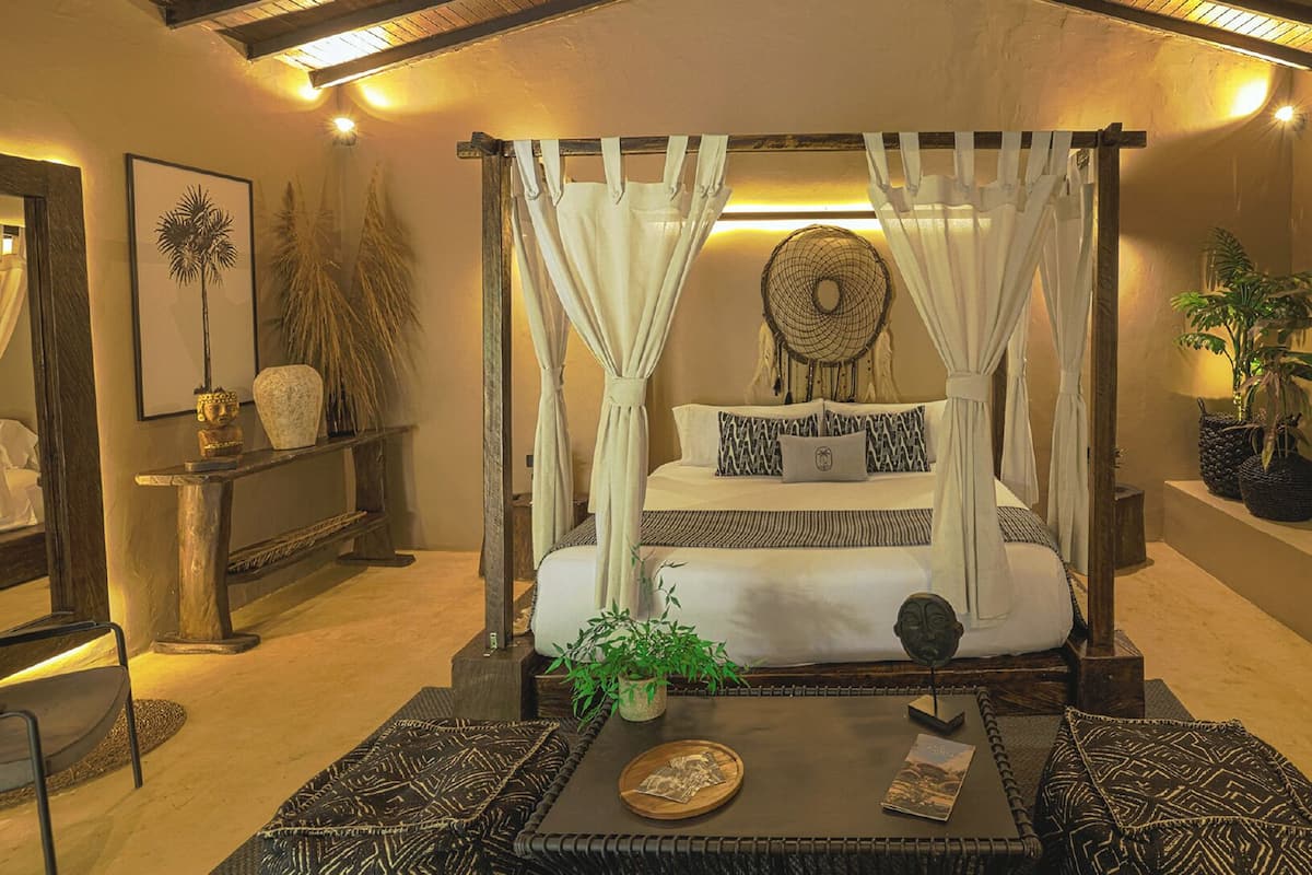 Superior Room | 1 bedroom, in-room safe, individually furnished, laptop workspace