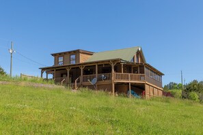 Studio (2 Bedrooms) | Property amenity - Chapel Cove by Jackson Mountain Rentals (Sevierville)