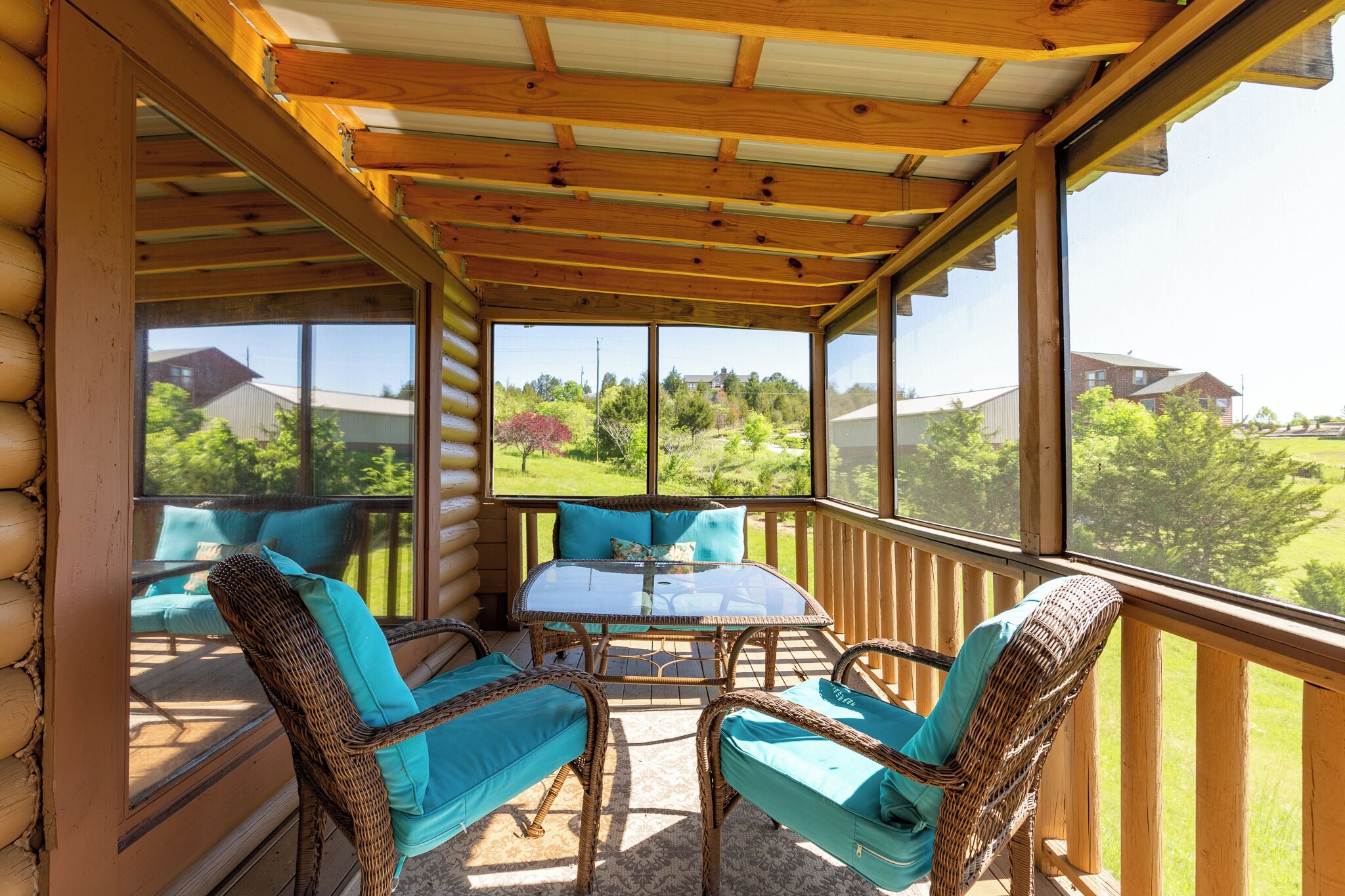 Studio (2 Bedrooms) | Property grounds