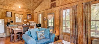 The Lone Star Cabin @ Lightning Bug Springs