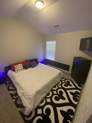 1 室のベッドルーム