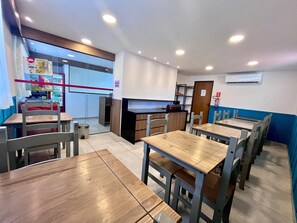   家庭用餐
