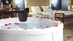 Suite with Jacuzzi