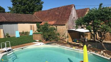 Piscine extérieure, piscine chauffée