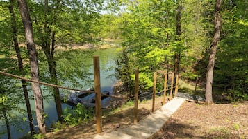 Studio (3 Bedrooms) | Property amenity