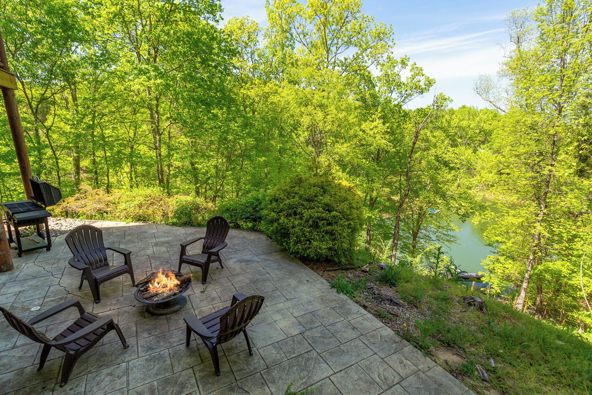 Studio (3 Bedrooms) | Property amenity