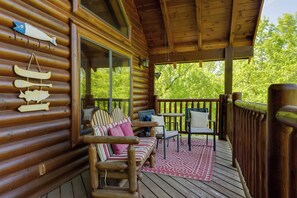 Studio (3 Bedrooms) | Property amenity - Moonside Retreat by Jackson Mountain Rentals (Sevierville)