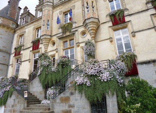 Charming and Spacious Traditional Village House