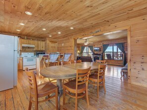 Studio (3 Bedrooms) | Property amenity - Stillwater Cove by Jackson Mountain Rentals (Dandridge)