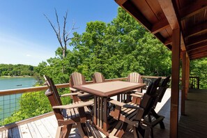 Estudio (3 Bedrooms) | Servicio de la propiedad