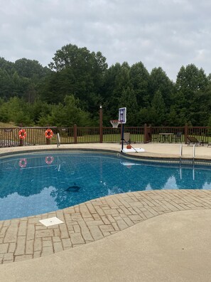Piscina stagionale all'aperto
