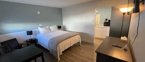 Basic Single Room, 1 Queen Bed