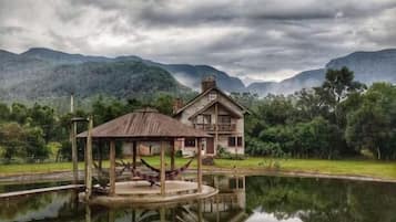 Vista para o lago