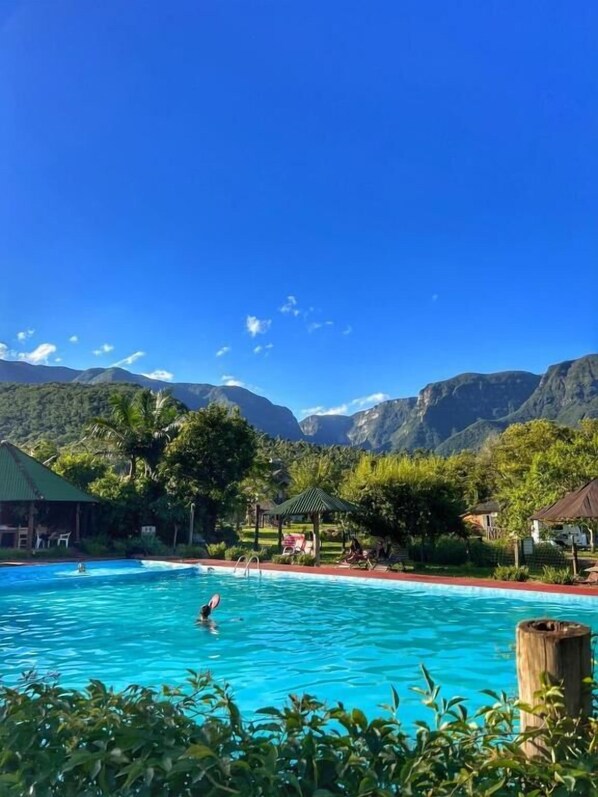 Outdoor pool - Pousada & Camping Nativos dos Canyons (Praia Grande)
