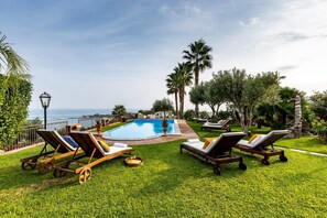 Villa | 6 Schlafzimmer