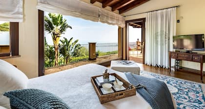 Giardini-naxos Beautiful Villa With Pool