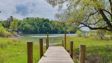 Studio (3 Bedrooms) | Property amenity