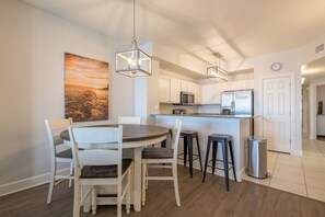 Photo non classée, 5 sur 28, bouton