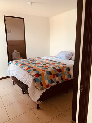3 habitaciones, wifi gratis y ropa de cama 
