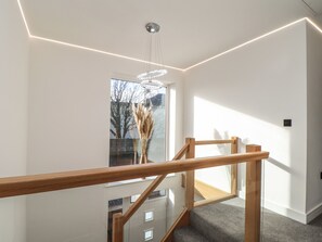 Cottage | 4 bedrooms, individually decorated, individually furnished, free WiFi