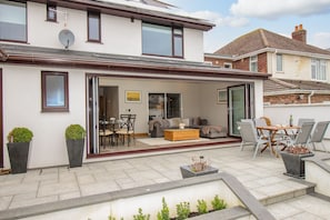 Cottage | Balcony