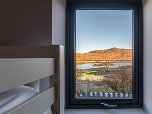 Småhus | Eget kjøkken | Kjøleskap, vannkoker, brødrister og kjøkkenutstyr