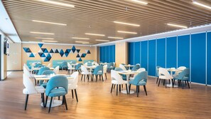 Restaurant - Holiday Inn Express Linzhi Airport by IHG (Nyingtri)