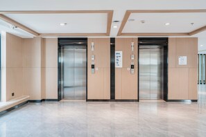 Interior - Holiday Inn Express Linzhi Airport by IHG (Nyingtri)