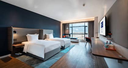 Holiday Inn Express Linzhi Airport by IHG