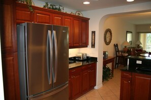 2 bedrooms - Bella Lago - Beautiful 3 BR Condo - Complex Pool and Fitness Room (Fort Myers Beach)