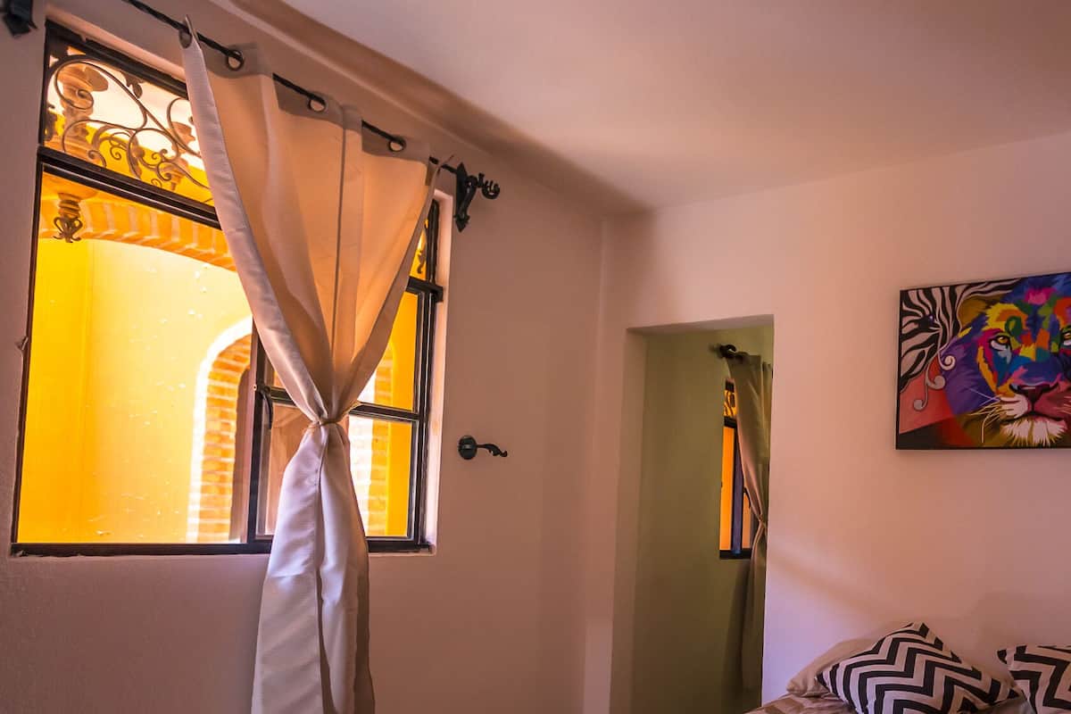Habitación cuádruple estándar | Wifi gratis y ropa de cama