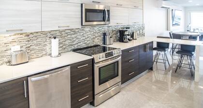 Waterfront Villa 247C South Finger