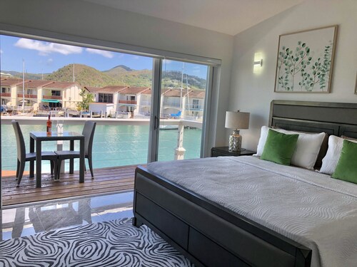 Waterfront Villa 230A, South Finger