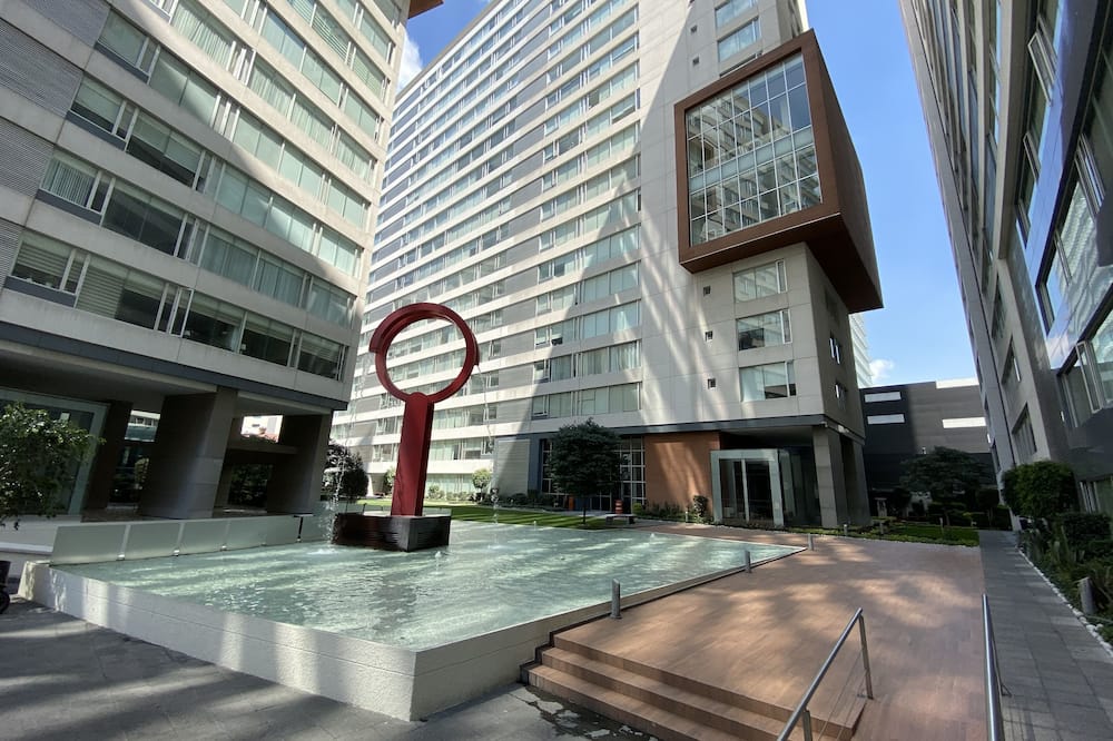 Chicago Suites WTC