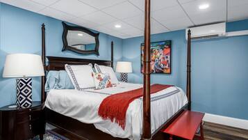 2 bedrooms, desk, iron/ironing board, travel crib