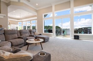 Smart TV, fireplace, video games, DVD player