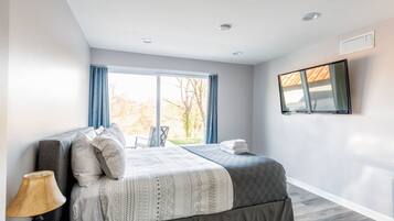 1 bedroom, desk, iron/ironing board, free WiFi