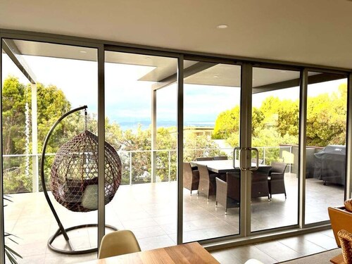Burraneer - Freycinet Holiday Houses