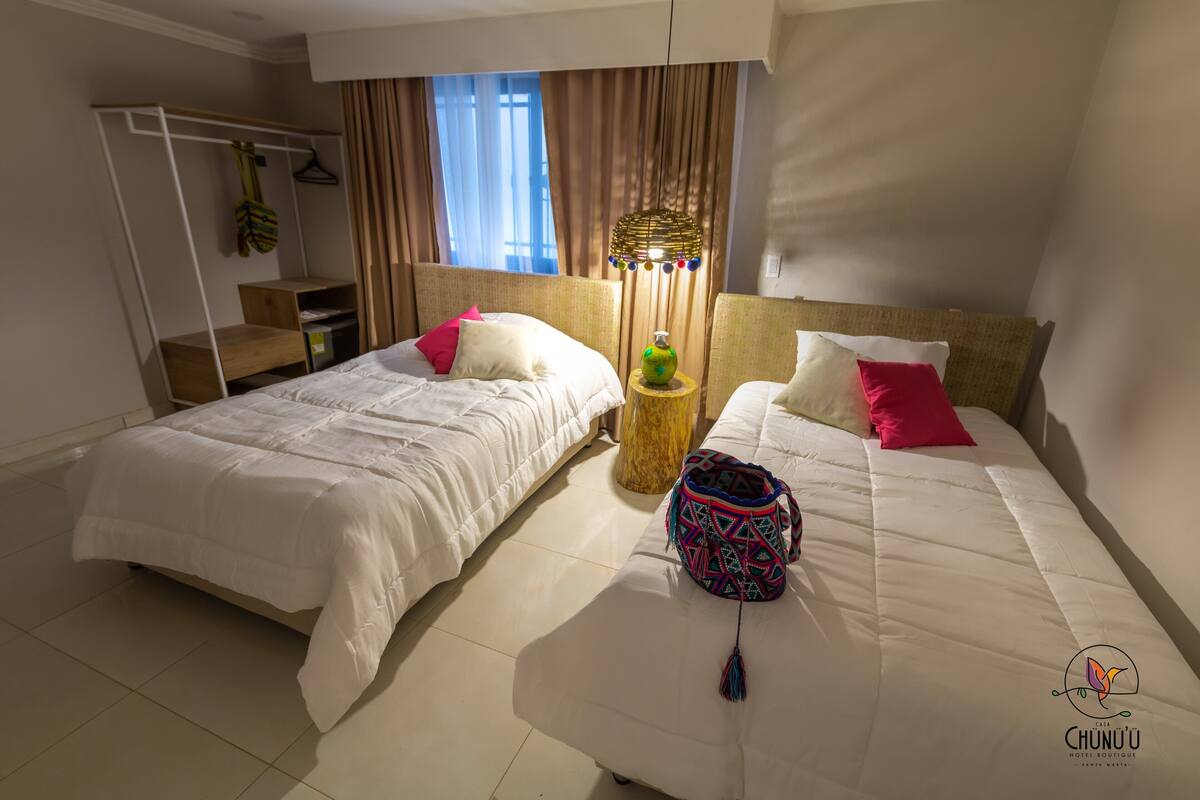 ห้องคลาสสิกทวิน | เครื่องนอนระดับพรีเมียม, ผ้านวมขนเป็ด, มินิบาร์, ตู้นิรภัยในห้องพัก